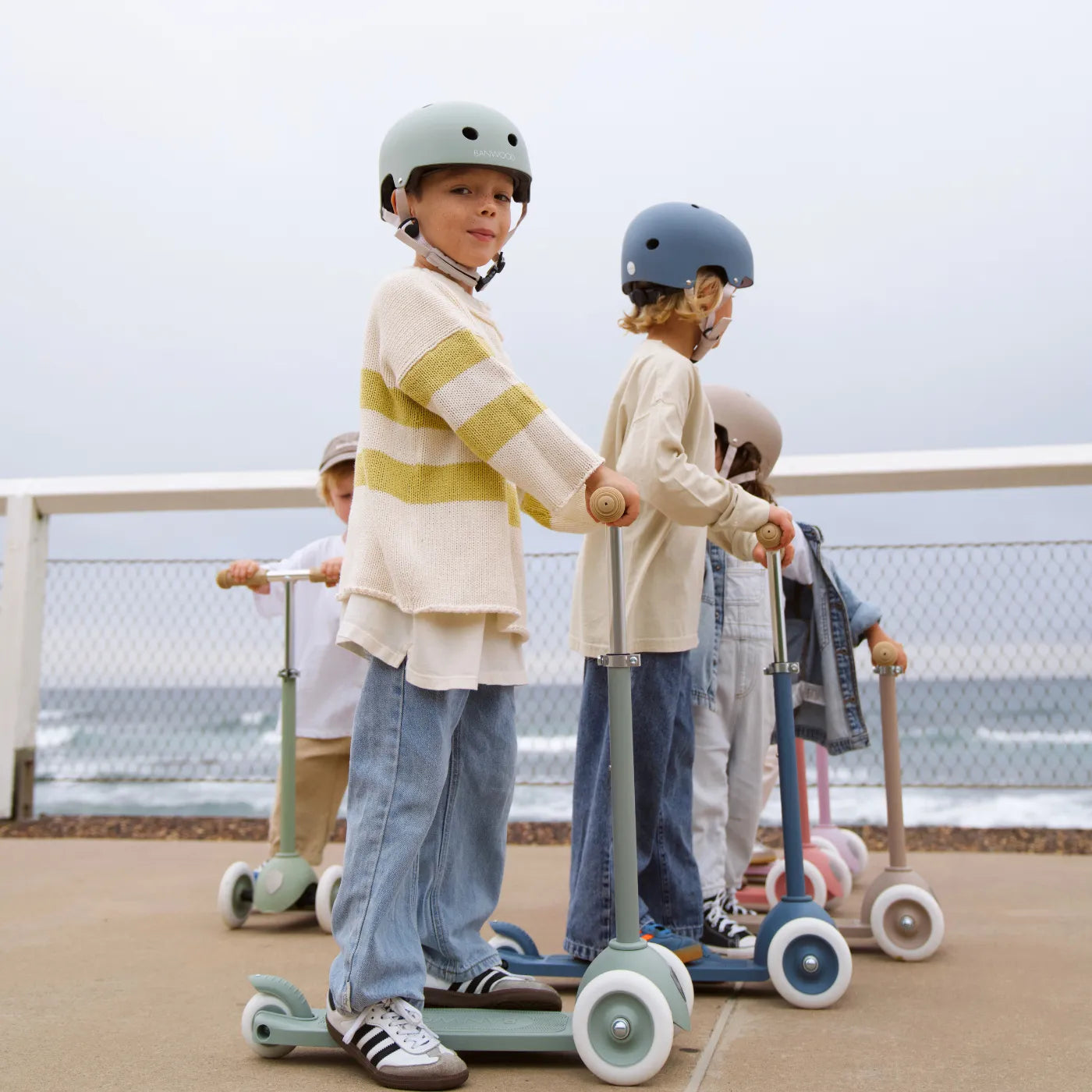 BANWOOD ECO SCOOTER CLAY