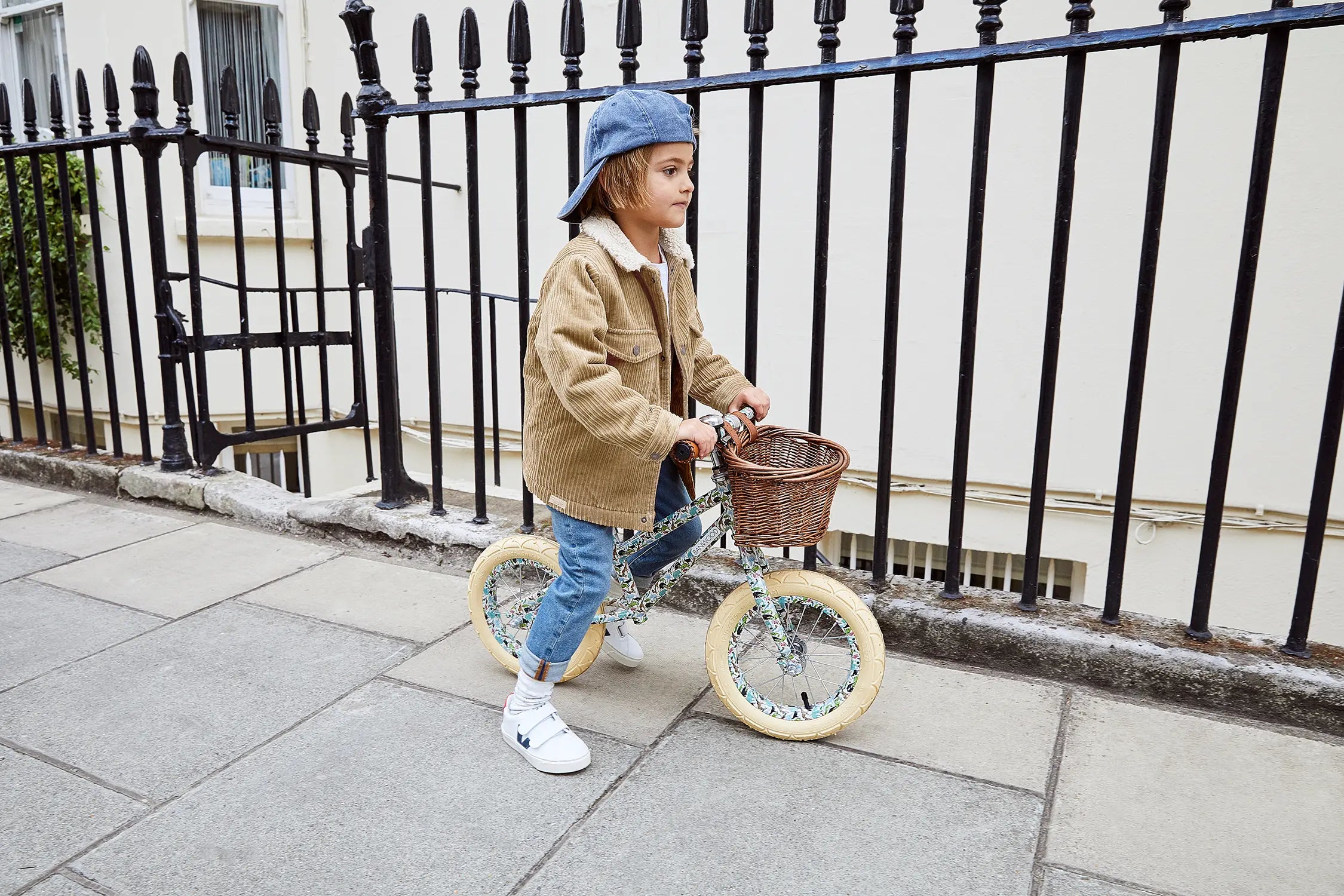 Balance bike Liberty London - Queue For The Zoo